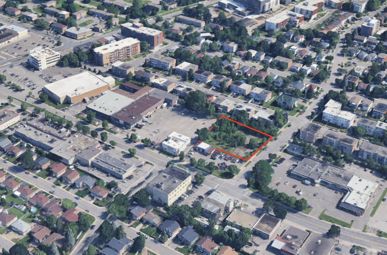 Habitation: chantier de 20 M$ dans L’Abord-à-Plouffe Ce terrain est situé en front du boulevard Perron, entre le boulevard Curé-Labelle et la 81e Avenue, dans Chomedey.