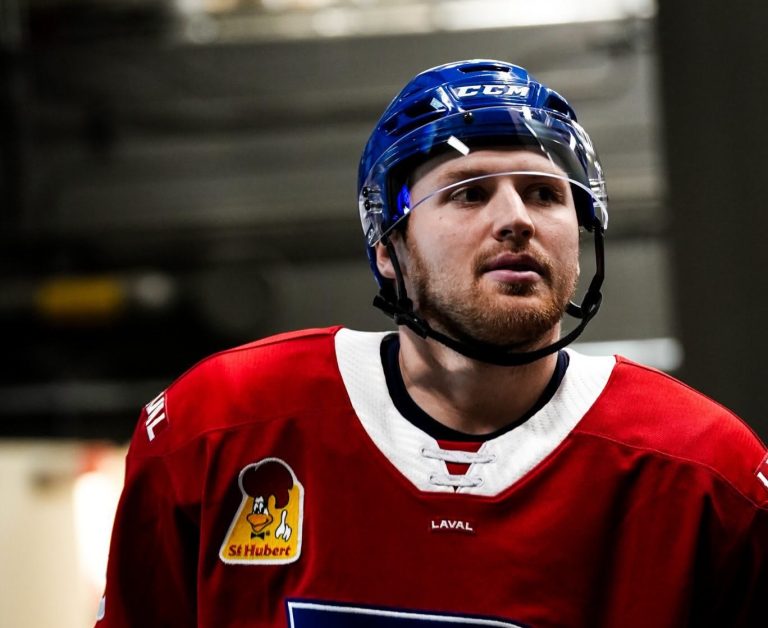 Luke Mittelstadt dans l'uniforme du Rocket de Laval. (Capture d'écran - Page Facebook du Rocket de Laval)