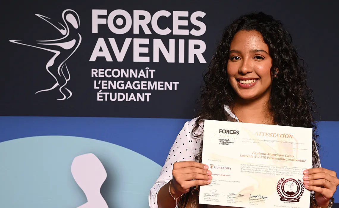 Faviana Manrique Cano, élève persévérante de Saint-Maxime. (Photo gracieuseté - Gala Forces AVENIR)